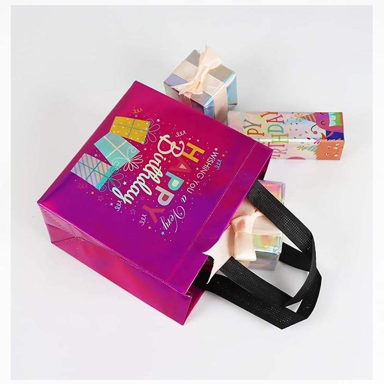 Genți de aniversare nețesute, coordonate în culori, cu dimensiuni multiple